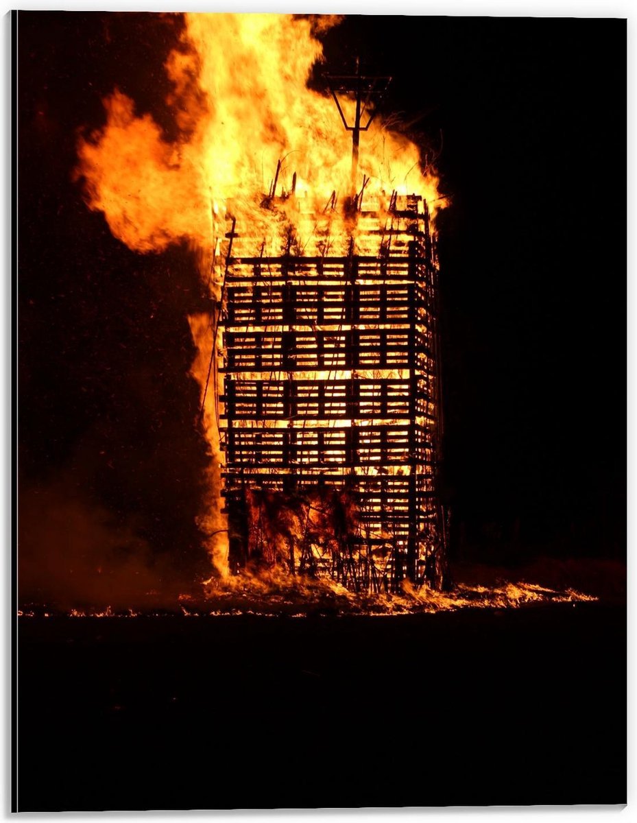 Dibond - Brandende Vuurkorf - 30x40cm Foto op Aluminium (Wanddecoratie van metaal)
