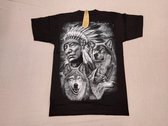 Rock Eagle Shirt: Native American / Indiaan man met tooi en 3 wolven (Large)