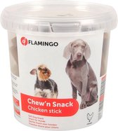 Flamingo hondensnack Chew'n snack chicken sticks 700g. Let op: 1 bak van 700 gram!