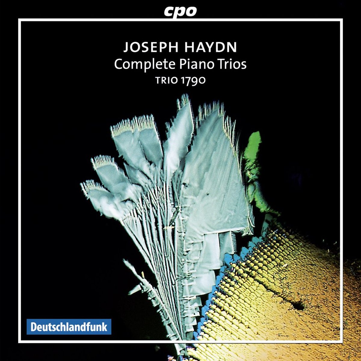 Joseph Haydn (1732-1809)Complete Piano Trios