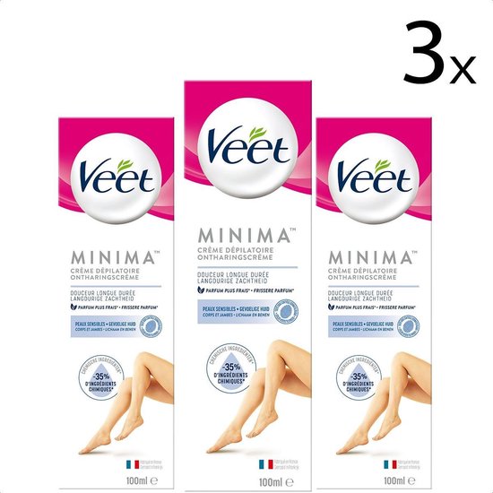 Drie identieke verpakkingen van Veet Minima ontharingscrème met roze en wit design. Elke tube bevat 100ml en toont benen, met tekst '-35% chemische ingrediënten'.