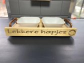 Hapjesbak / serveerplank / hapjesplank / met koperen handvaten / LEKKERE HAPJES / Inclusief 2 porseleinen schaaltjes