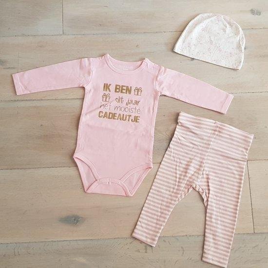 pyjama Baby pakje cadeau geboorte meisje jongen set met tekst aanstaande zwanger kledingset pasgeboren unisex  romper lange mouw wit en broekje| Huispakje | Kraamkado | Gift Set babyset kraamcadeau babygeschenkset