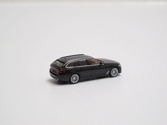 Herpa Voiture Miniature BMW Alpina B5 Limousine, Miniature à L'échelle 1:87, Pièce De Collection, Fabriqué En Allemagne, Modèle En Plastique, Couleur : Quartz Champagne Métallisé
