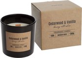 Geurkaars in zwart glas | geschenkverpakking | cedarwood vanilla | 40 branduren