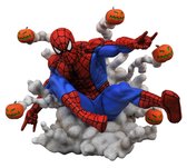 Marvel Comic Gallery: Spider-Man Pumpkin Bombs PVC Diorama