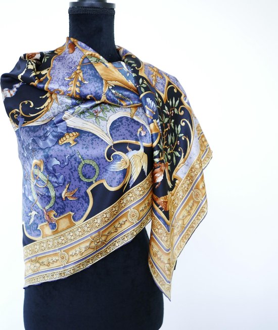 100% foulard en soie de luxe / motif de déesse de la mythologie grecque  carré 110 x 110 | bol.com