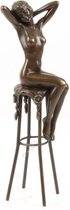 Bronzen beeldje - Naakte vrouw barkruk, Awakening - Sculptuur - 28,1 cm hoog