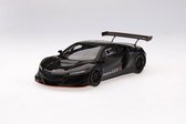 De 1:43 Diecast modelauto van de Acura NSX GT3 van Pebble Beach 2017 in Carbon Fibre look. De fabrikant van het schaalmodel is True Scale Miniatures.Dit model is alleen online beschikbaar.