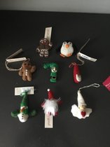 Set van 8 handgemaakte wolvilten Kersthangers - Fairtrade