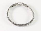 Zware zilveren snake armband met bewerkte sluiting - 20 cm