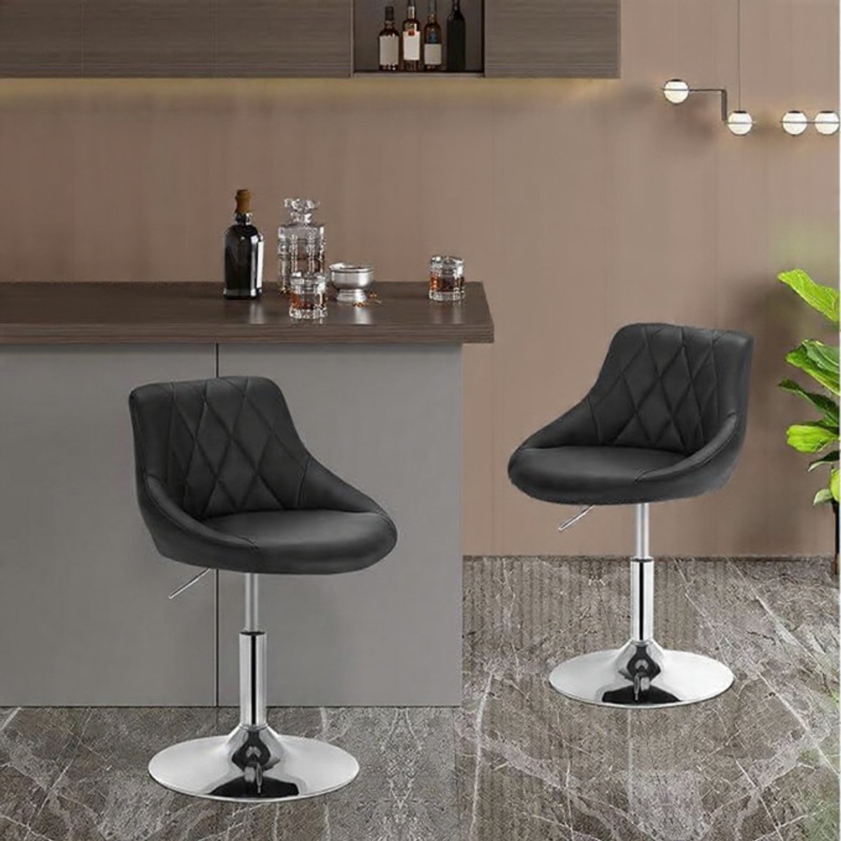 Milano Pro Comfort – Set van 2 Verstelbare Barkrukken Zwart – Draaibare Barstoelen met Rugleuning en Voetensteun – Kunstleer & Chroom Staal – 360° Rotatie Casa Serena
