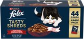Felix Tasty Shreds Jumbo Pack 44 zakjes. Doos met kattenvoer, met een illustratie van een zwarte en witte kat.