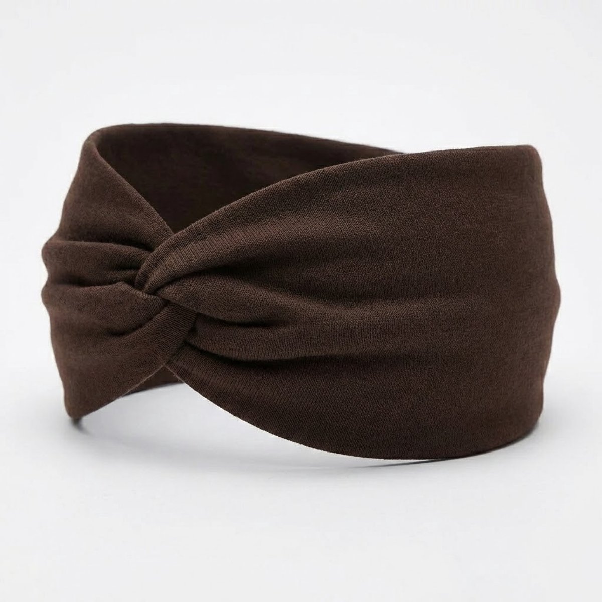 Donkerbruine elastische haarband met twistknoop voor dames – brede rekbare hoofdband – modieus en comfortabel haaraccessoire