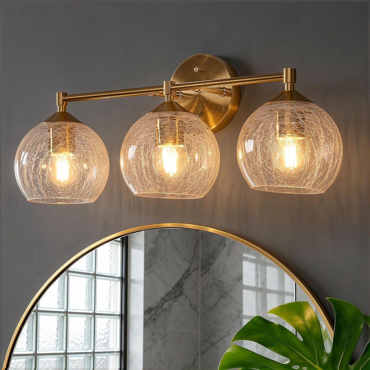 Tribesigns Moderne Badkamer Wandlamp Goud - 3-lichts Wandlamp voor Binnenmet - Craquelé glazen bol en E27 fitting - Make-uplamp - Spiegelverlichting voor Slaapkamer - Badkamer - Woonkamer - Inclusief lampen - 43 cm [Energieklasse E]