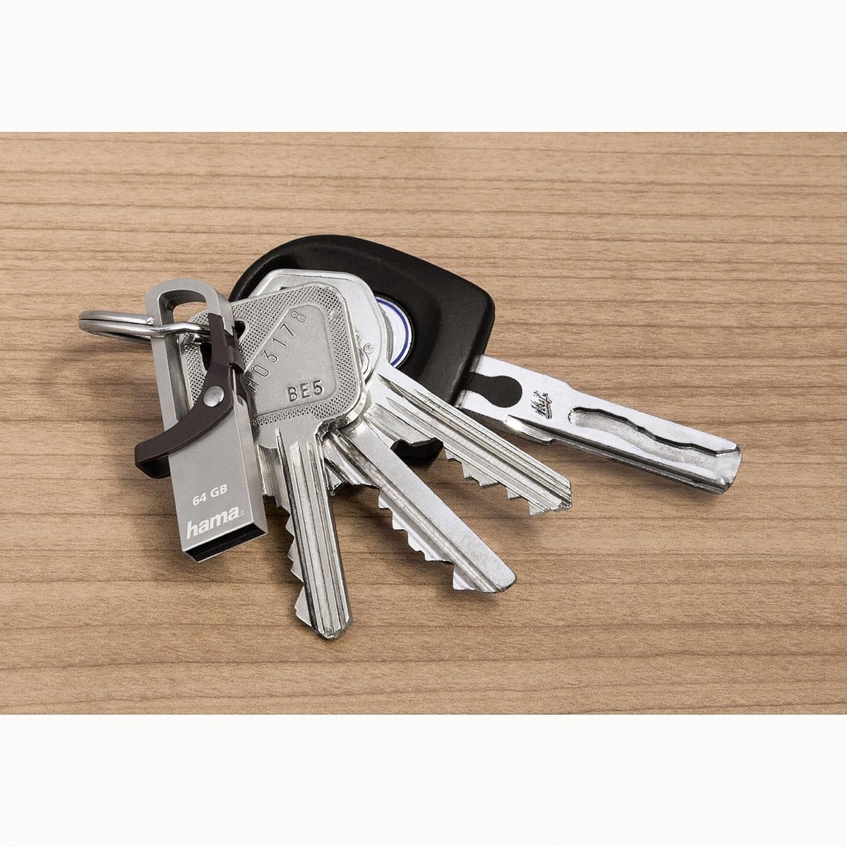 64 GB USB-stick met karabijnhaak - Gegevensstick met 15 MB/s overdrachtssnelheid