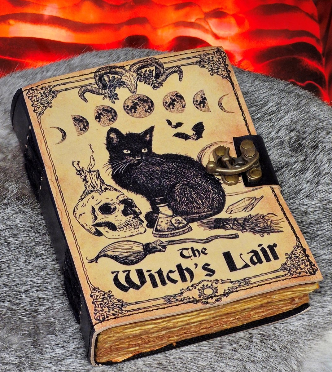 Boutique Trukado - Leren Dagboek The Witch's Lair - Handgemaakt van Echt leer en Gerecycled papier - naturel -18 x 13cm
