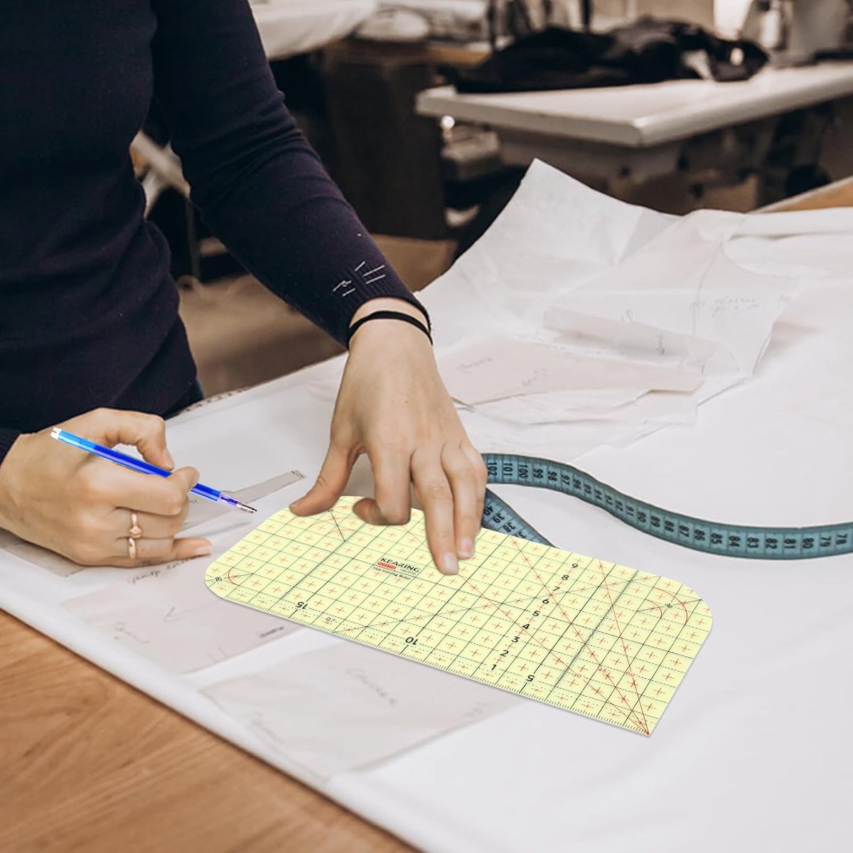 Candala - Naailiniaal om warm te strijken, naai-liniaal van kunsthars, speciaal ijzergereedschap, knutselen met 2 naaipennen voor strijken, handwerk, meten, knutselen