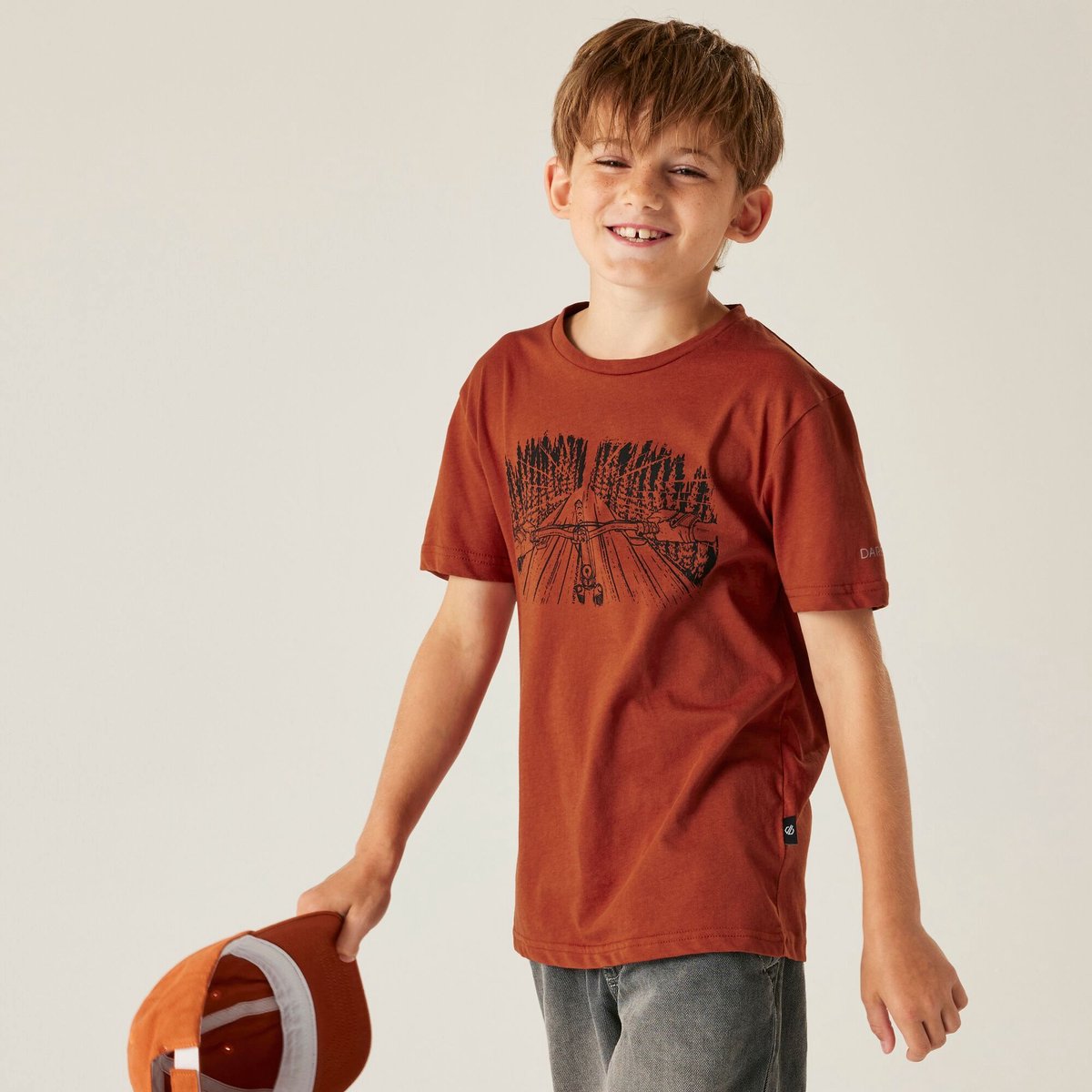 Dare2B Kids Trailblazer III T-shirt met korte mouwen en grafische print Oranje