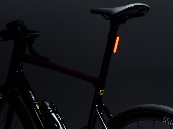 BBB Cycling Signal 80 Lumen Achterlicht Fiets - Accu 41 uur - Fietsverlichting USB C Oplaadbaar - Racefiets Verlichting - Waterdicht - BLS-255 van BBB Cycling — afbeelding 3