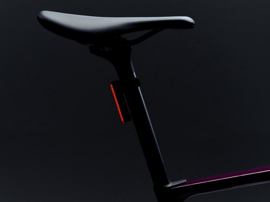 BBB Cycling Signal 80 Lumen Achterlicht Fiets - Accu 41 uur - Fietsverlichting USB C Oplaadbaar - Racefiets Verlichting - Waterdicht - BLS-255 van BBB Cycling — afbeelding 2