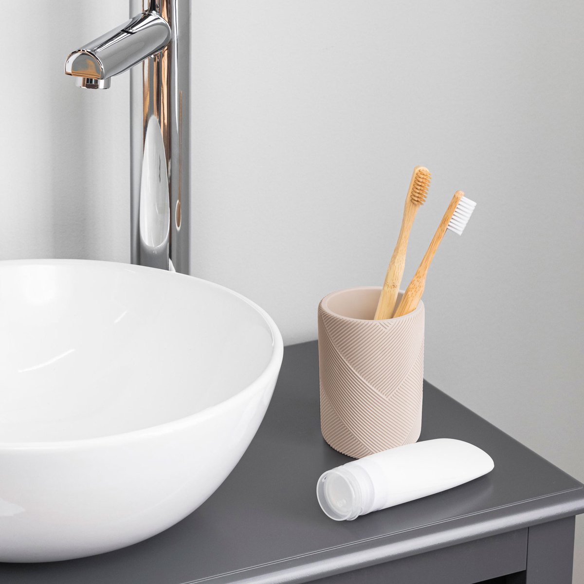 Badkamer Beker – Tandenborstelhouder Beige – Resin – Ø7,8 x 11,4 cm – Badkamer Accessoire [BW3022B]