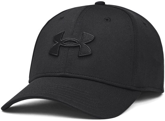 Zwarte Under Armour pet met mat zwart geborduurd logo.