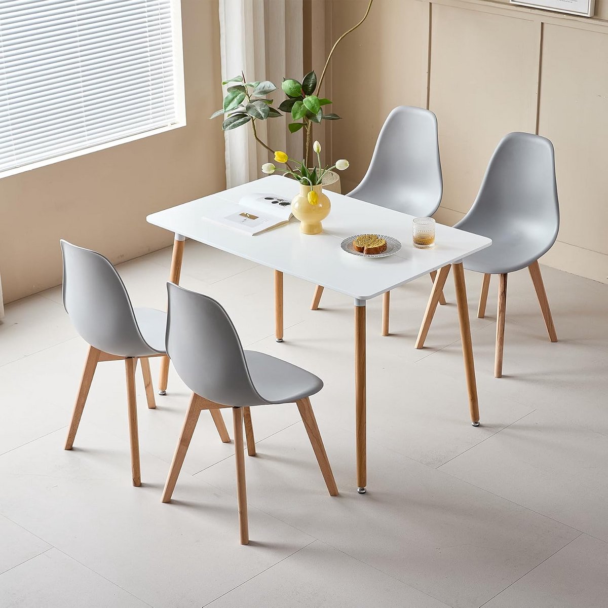 Eetkamerset met 4 Stoelen - Scandinavisch Design Tafel en Stoelen