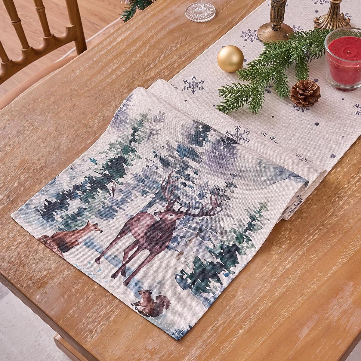 Tafelrunner Kerst Tafelkleed Linnen Winter met Herten en Pijnbomen - 33x183 cm