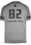 Achterkant van grijze baseball jersey met grote zwarte '82' en '#TEAM GORILLAWEAR'.