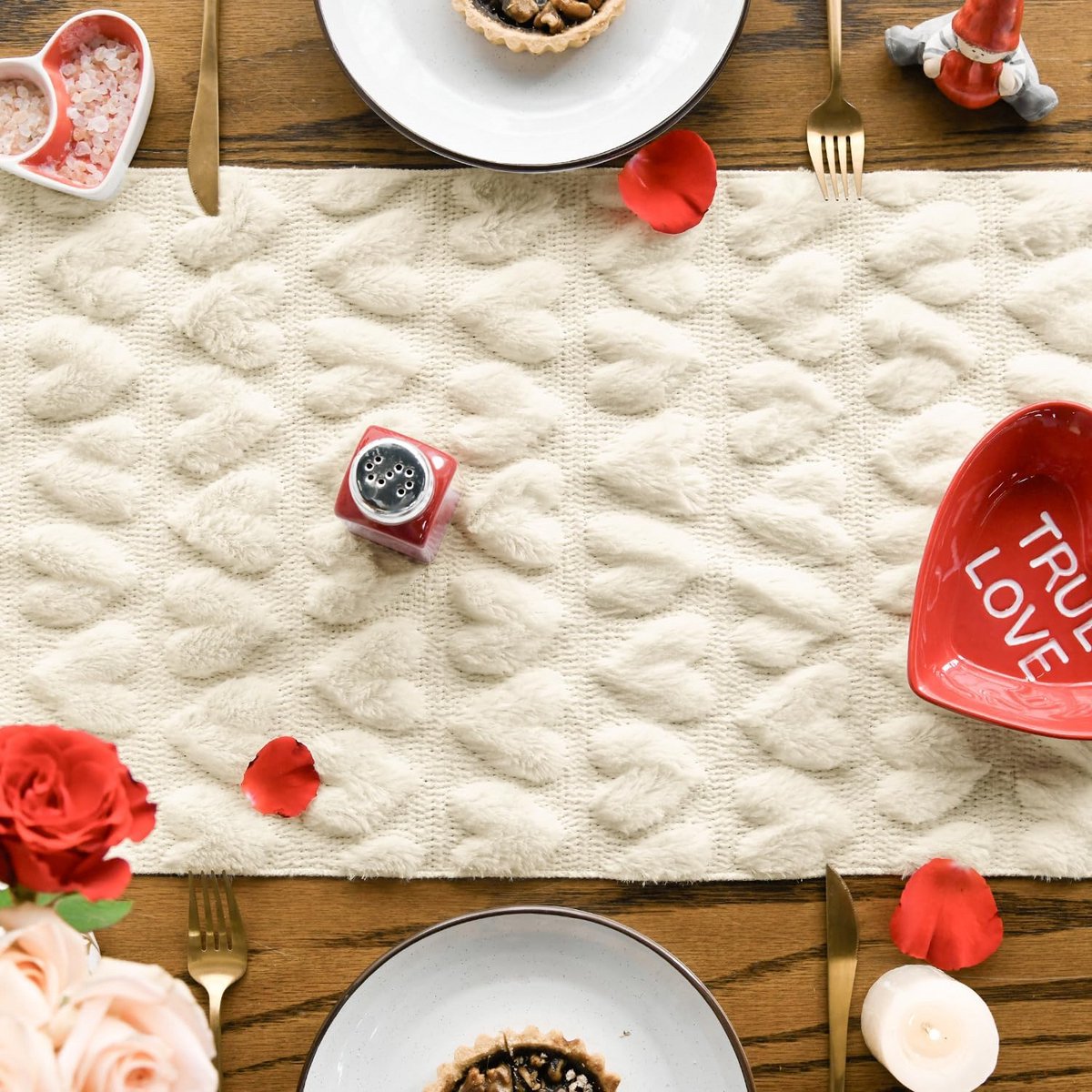 Beige Pluche Jacquard Tafelloper met Hartmotief voor Eettafel en Keuken - 33x153 cm