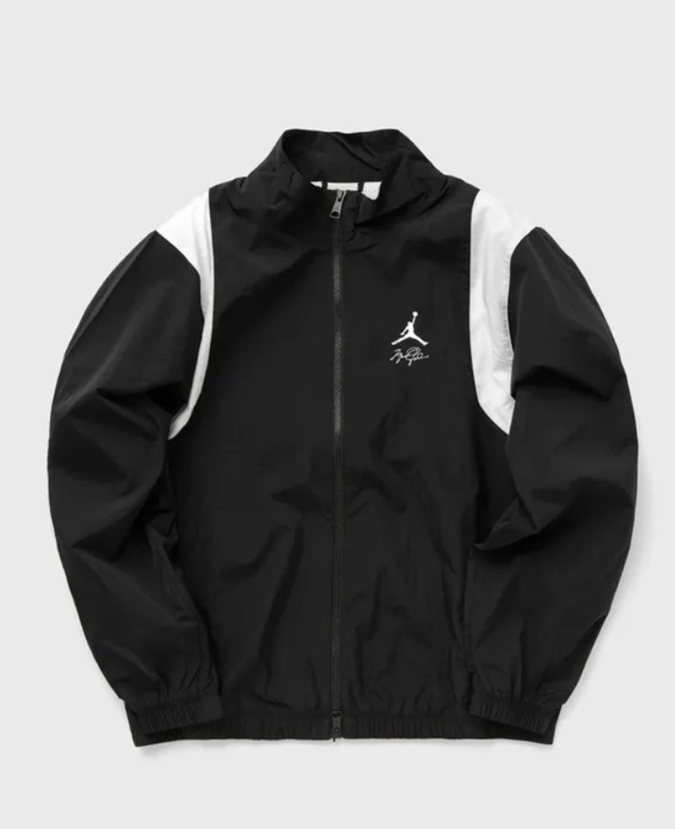 Jordan Jacket Essentials - FN4621 010 Maat S