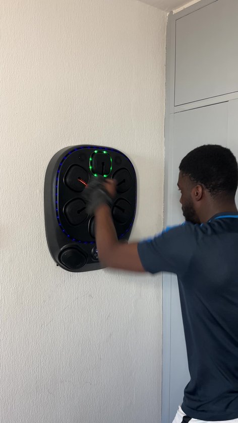Gatson Pro Boxing Machine - Inclusief Bokshandschoenen - Extra Groot - 8 Raakvlakken - Bokszak - Boxmachine - Boksmachine met Muziek - Boksen