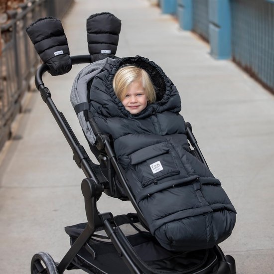 Verstelbare Kindervoetenzak voor Kinderwagens en Autostoelen - Warm en Waterafstotend — afbeelding 5