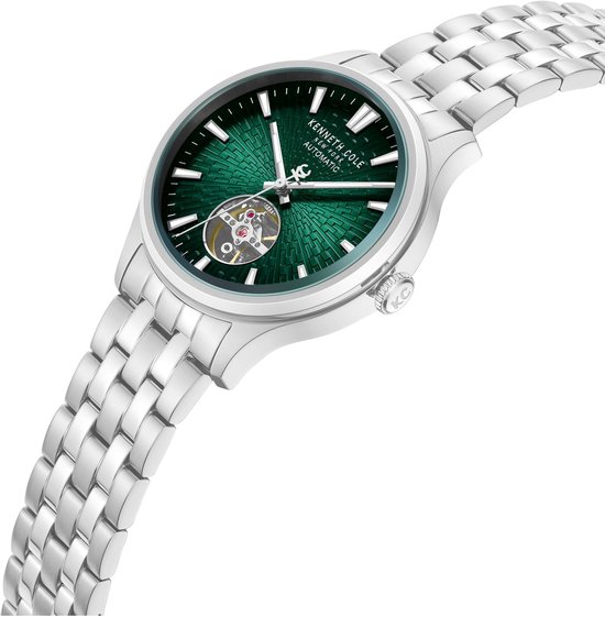 Zilverkleurig horloge met een groene, getextureerde wijzerplaat en zichtbaar uurwerk.