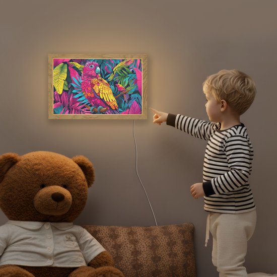 Nachtlampje 30x20 cm - Kinder lampje - Papegaai - Tropisch - Jungle - Kleurrijk - Tafellamp kinderkamer - Slaapkamer lamp - Bedlamp kinderen - Kinderlampje stopcontact - Wandlamp babykamer - Nachtlampjes van Little Dreamz. — afbeelding 5