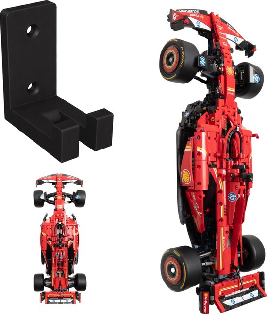 Montagebeugel naast een rode Lego F1 racewagen.