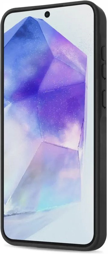 Zwarte hoes met een abstracte, paarse kristallen print op de telefoon.