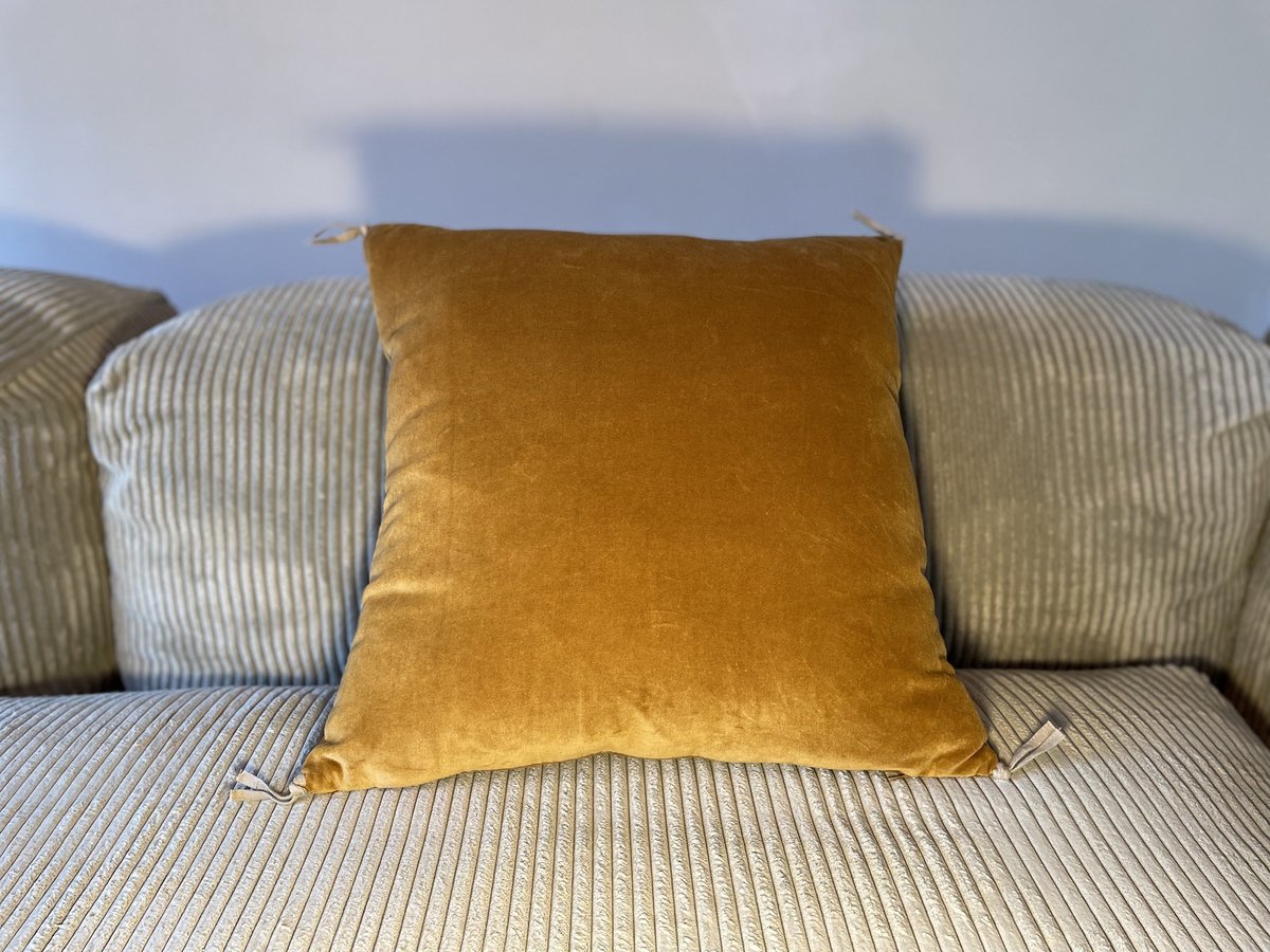 Lyric kussen 45x45 Tabak