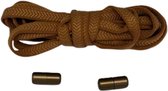 Bruine platte veters met een subtiel glinsterend patroon, met twee zilverkleurige magnetische sluitingen.