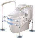 Witte toiletbeugel met grijze handvatten en verlichte pootdoppen, rondom een toilet.
