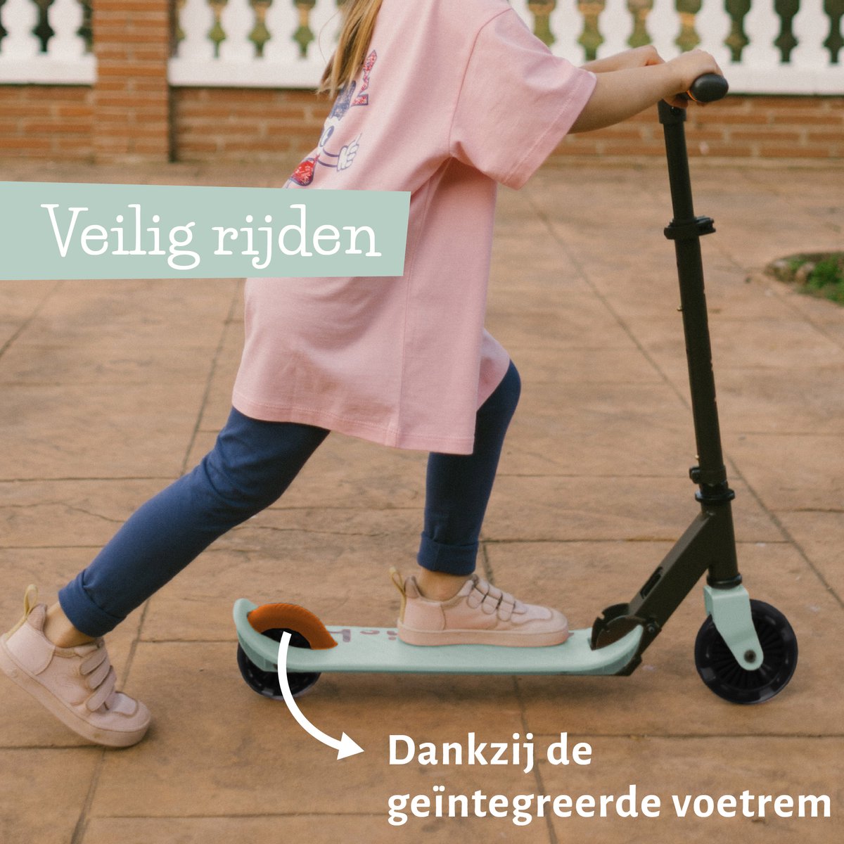 Chillafish Kinderstep jongen en meisje vanaf 5 jaar met voetrem - Licht Groen - Step met verstelbaar stuur - Opvouwbaar en lichtgewicht met ABEC-5 wielen - Model Flexxi — afbeelding 4