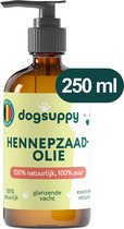 Bruine pompfles met DogSuppy hennepzaadolie. "MADE IN BELGIUM", "250 ml".