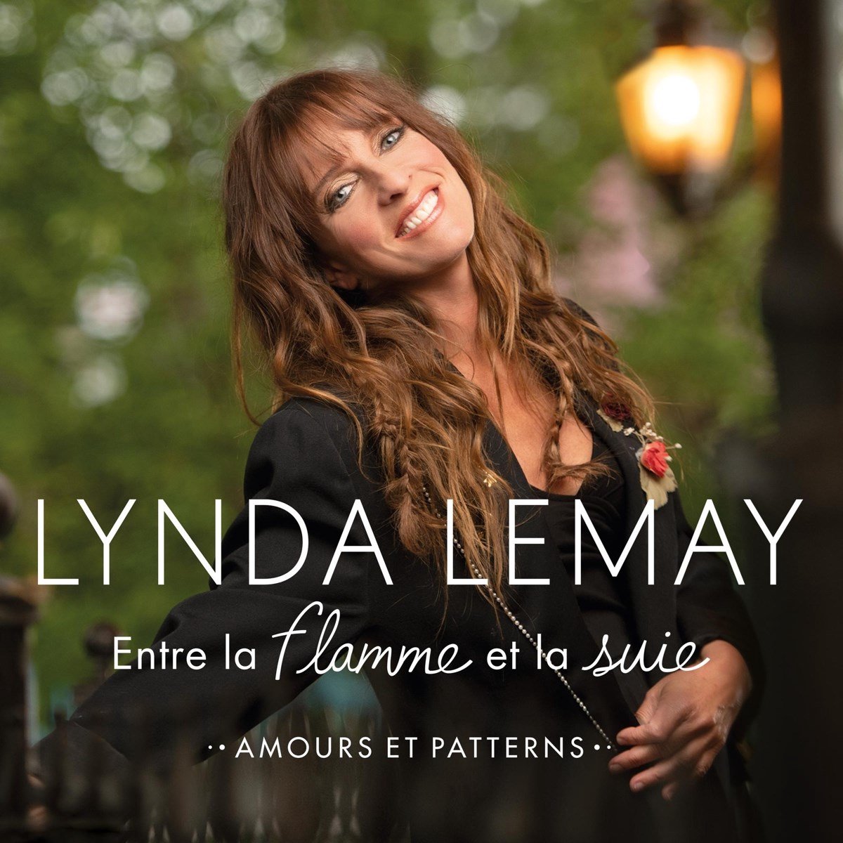 Entre La Flamme Et La Suie (amours Et Patterns)
