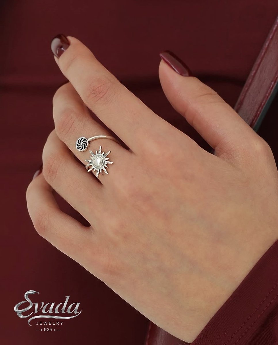 Zilveren ring dames, handgemaakte ring, 925 zilveren ring, verstelbare ring dames, sterling zilver ring, zon ring, symbolische ring, minimalistische ring, open ring zilver, cadeau voor haar, bohemian ring, spirituele ring