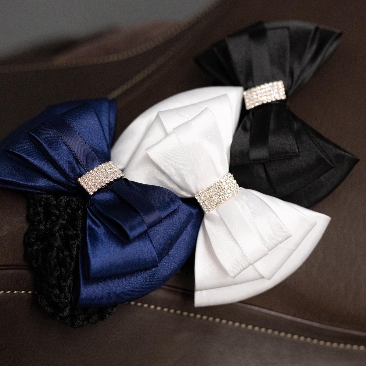 Harry's Horse - Haarspeld Square - Navy