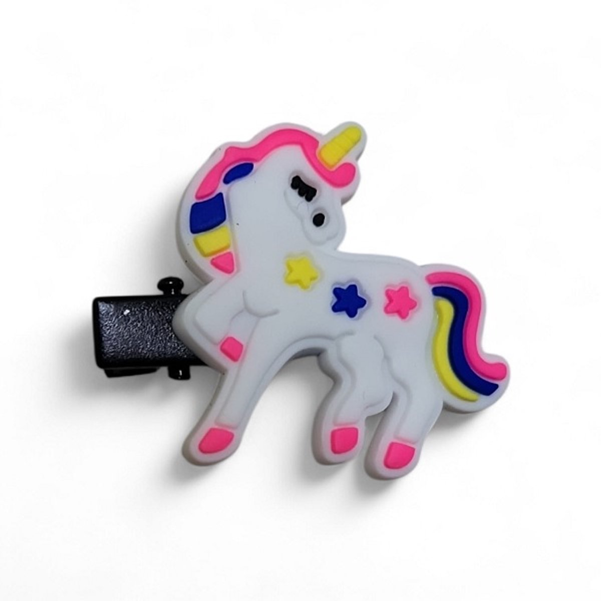 Een vrolijke haarclip met een afbeelding van een Unicorn. Tip: Deze clip kan ook gebruikt worden om losse papiertjes bij elkaar te houden of een klein zakje mee dicht te maken. Leuk om voor jezelf te kopen of om cadeau te geven.