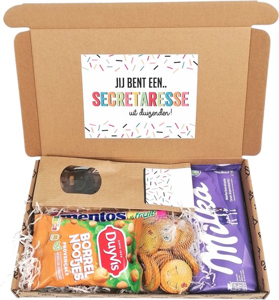 Secretaressedag cadeau - cadeautje secretaresse - brievenbus cadeau chocolade - Jij bent een secretaresse uit duizenden - chocolade - Milka chocolade - drop - borrelnootjes