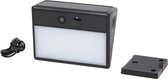 LSC Smart Connect solar camera met licht
