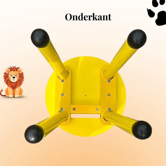 Onderkant van de gele kinderstoel met leeuwenkop. Zichtbaar zijn vier gele poten met zwarte doppen.